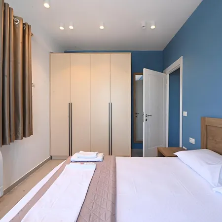 Amra Delux Durres Appartement