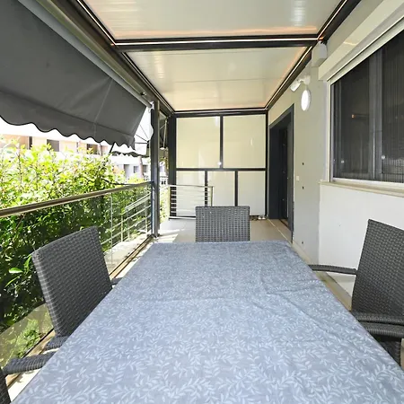 Appartement Amra Delux Durres *
